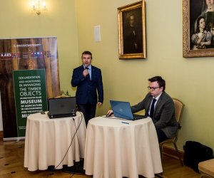 Międzynarodowa Konferencja Naukowa - Dokumentacja i monitoring w zarządzaniu obiektami budownictwa drewnianego w skansenach Międzynarodowa Konferencja Naukowa - Dokumentacja i monitoring w zarządzaniu obiektami budownictwa drewnianego w skansenach
