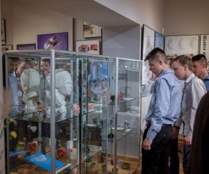 Wernisaż wystawy "Ciechanowiecka Kuźnia Talentów" Wernisaż wystawy "Ciechanowiecka Kuźnia Talentów"