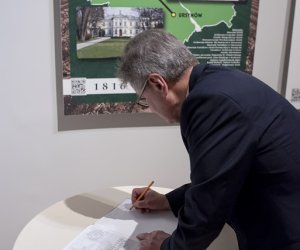 Wernisaż "SGGW WCZORAJ I DZIŚ. DWA WIEKI TRADYCJI" Wernisaż "SGGW WCZORAJ I DZIŚ. DWA WIEKI TRADYCJI"