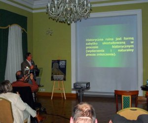 Zamki, grody, ruiny – waloryzacja i ochrona Zamki, grody, ruiny – waloryzacja i ochrona