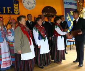 Wojewódzkie Dożynki Ciechanowiec 9 września 2006 roku Wojewódzkie Dożynki Ciechanowiec 9 września 2006 roku