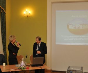 Promocja publikacji pt."Pięćdziesięciolecie Muzeum Rolnictwa im. ks. Krzysztofa Kluka w Ciechanowcu na pisankach w zbiorach Muzeum Pisanki" Promocja publikacji pt."Pięćdziesięciolecie Muzeum Rolnictwa im. ks. Krzysztofa Kluka w Ciechanowcu na pisankach w zbiorach Muzeum Pisanki"