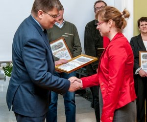 Podsumowanie Konkursu na Najlepiej Zachowany Zabytek Wiejskiego Budownictwa Drewnianego w Województwie Podlaskim w 2015 r. Podsumowanie Konkursu na Najlepiej Zachowany Zabytek Wiejskiego Budownictwa Drewnianego w Województwie Podlaskim w 2015 r.