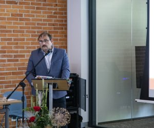 Konferencja naukowa "Standardy konserwatorskie jako kryterium działań w ochronie zabytków prowadzonych przez muzea na wolym powietrzu w Polsce" - 4-5 października 2022 r. Konferencja naukowa "Standardy konserwatorskie jako kryterium działań w ochronie zabytków prowadzonych przez muzea na wolym powietrzu w Polsce" - 4-5 października 2022 r.