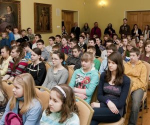 Wystawa czasowa "Lalki Polskie Lalki Swiata" Wystawa czasowa "Lalki Polskie Lalki Swiata"