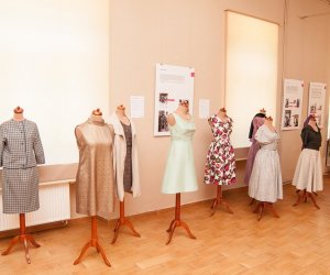 DOKĄD SIĘGAM PAMIĘCIĄ. MODA KOBIECA W LATACH 1890 - 1990" NOWA WYSTAWA CZASOWA JUŻ OTWARTA! DOKĄD SIĘGAM PAMIĘCIĄ. MODA KOBIECA W LATACH 1890 - 1990" NOWA WYSTAWA CZASOWA JUŻ OTWARTA!