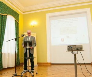 Międzynarodowa konferencja w Ciechanowcu