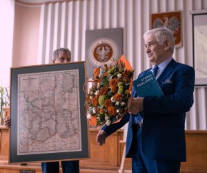 Obchody 50-lecia pracy naukowej prof. Adama Dobrońskiego Obchody 50-lecia pracy naukowej prof. Adama Dobrońskiego