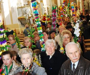 Prezentacja palm na Mszy Świetęj Prezentacja palm na Mszy Świetęj