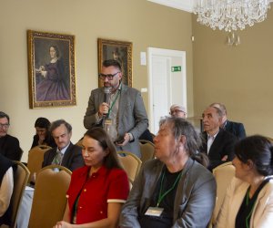 Konferencja "Wieś w Polsce i krajach sąsiednich 1944-1989. Społeczeństwo i gospodarka" - fotorelacja Konferencja "Wieś w Polsce i krajach sąsiednich 1944-1989. Społeczeństwo i gospodarka" - fotorelacja