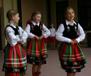 Międzynarodowy Festiwal Folkloru 10-11 sierpień 2007r. Międzynarodowy Festiwal Folkloru 10-11 sierpień 2007r.