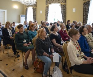 Międzynarodowa konferencja naukowa Rośliny lecznicze w nauce i kulturze 2025