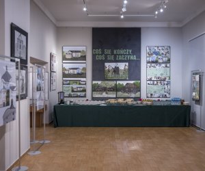 WYSTAWA CZASOWA „COŚ SIĘ KOŃCZY, COŚ SIĘ ZACZYNA...” JUŻ OTWARTA!