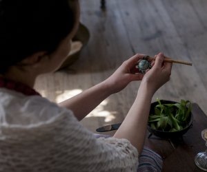 NIECOdziennik muzealny - Wielkanocny koszyk z symbolami NIECOdziennik muzealny - Wielkanocny koszyk z symbolami