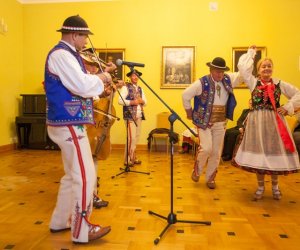 XXXIII Konkurs Gry na Instrumentach Pasterskich im. Kazimierza Uszyńskiego XXXIII Konkurs Gry na Instrumentach Pasterskich im. Kazimierza Uszyńskiego