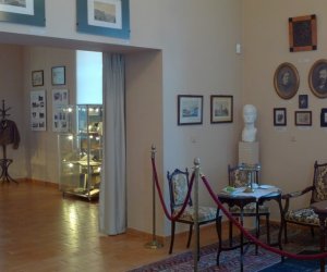 WYSTAWA CZASOWA PT. RODZINY KRESOWE I ICH SPUŚCIZNA WYSTAWA CZASOWA PT. RODZINY KRESOWE I ICH SPUŚCIZNA