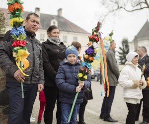 Podsumowanie XX Konkursu na Wykonanie Palmy Wielkanocnej oraz uroczystości Niedzieli Palmowej w Ciechanowcu Podsumowanie XX Konkursu na Wykonanie Palmy Wielkanocnej oraz uroczystości Niedzieli Palmowej w Ciechanowcu