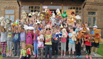 DZIEŃ DZIECKA Z "PRZYJACIÓŁMI Z DZIECIŃSTWA"