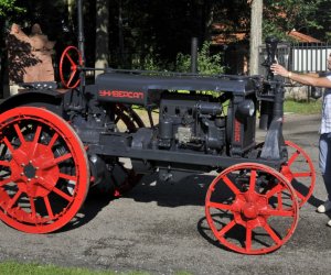 Jedyny w Polsce ciągnik UNIWERSAL do obejrzenia w naszym Muzeum.