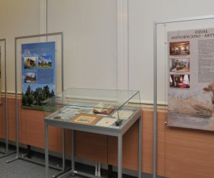 Wystawa z okazji jubileuszu 50-lecia Muzeum i 30 lat współpracy z SGGW pt."50 lat Muzeum Rolnictwa im. ks. Krzysztofa Kluka w Ciechanowcu" Wystawa z okazji jubileuszu 50-lecia Muzeum i 30 lat współpracy z SGGW pt."50 lat Muzeum Rolnictwa im. ks. Krzysztofa Kluka w Ciechanowcu"