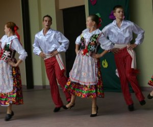 Międzynarodowy Festiwal Folkloru 10-11 sierpień 2007r. Międzynarodowy Festiwal Folkloru 10-11 sierpień 2007r.