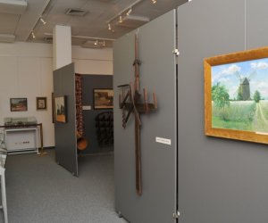 Wystawa z okazji jubileuszu 50-lecia Muzeum i 30 lat współpracy z SGGW pt."50 lat Muzeum Rolnictwa im. ks. Krzysztofa Kluka w Ciechanowcu" Wystawa z okazji jubileuszu 50-lecia Muzeum i 30 lat współpracy z SGGW pt."50 lat Muzeum Rolnictwa im. ks. Krzysztofa Kluka w Ciechanowcu"