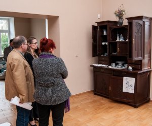 Naczynia z Bolesławca po raz pierwszy z Cepelią na Podlasiu Naczynia z Bolesławca po raz pierwszy z Cepelią na Podlasiu