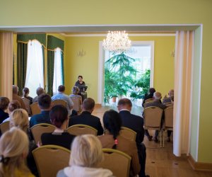 Narodowa Sztuka Białoruska – Ikonografia i dzwony z XVIII-XIX wieku Narodowa Sztuka Białoruska – Ikonografia i dzwony z XVIII-XIX wieku