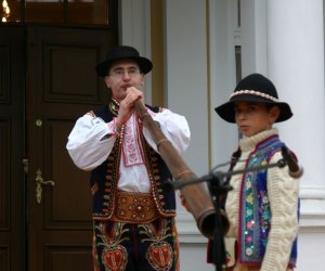 XXVIII KONKURS GRY NA INSTRUMENTACH PASTERSKICH im. Kazimierza Uszyńskiego XXVIII KONKURS GRY NA INSTRUMENTACH PASTERSKICH im. Kazimierza Uszyńskiego