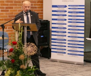 Konferencja naukowa "Standardy konserwatorskie jako kryterium działań w ochronie zabytków prowadzonych przez muzea na wolym powietrzu w Polsce" - 4-5 października 2022 r. Konferencja naukowa "Standardy konserwatorskie jako kryterium działań w ochronie zabytków prowadzonych przez muzea na wolym powietrzu w Polsce" - 4-5 października 2022 r.