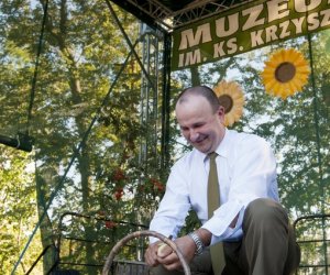 JESIEŃ W POLU I ZAGRODZIE w ramach Europejskich Dni Dziedzictwa 18 września 2016 r. JESIEŃ W POLU I ZAGRODZIE w ramach Europejskich Dni Dziedzictwa 18 września 2016 r.