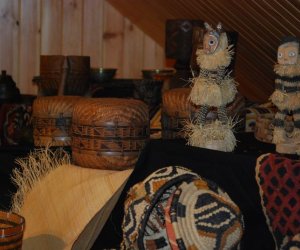 Pamiątki kolonialne "Sztuka czarnego lądu". Pamiątki kolonialne "Sztuka czarnego lądu".