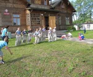 Codziennik Muzealny - Zabawy dziecięce Codziennik Muzealny - Zabawy dziecięce