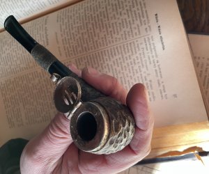 NIECOdziennik Muzealny Opowiem Ci bajkę jak kot palił fajkę... Słów kilka o tytoniu NIECOdziennik Muzealny Opowiem Ci bajkę jak kot palił fajkę... Słów kilka o tytoniu