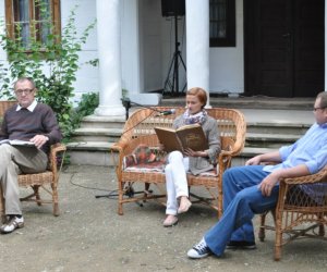 Narodowe Czytanie "Pana Tadeusza" w Muzeum Rolnictwa im. ks Krzysztofa Kluka w Ciechanowcu Narodowe Czytanie "Pana Tadeusza" w Muzeum Rolnictwa im. ks Krzysztofa Kluka w Ciechanowcu