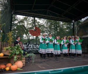 Impreza plenerowa - Jesień w Polu i Zagrodzie Impreza plenerowa - Jesień w Polu i Zagrodzie