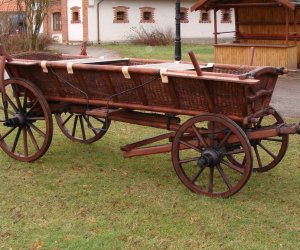 POJAZDY ZAPRZĘGOWE PO LIFTINGU POJAZDY ZAPRZĘGOWE PO LIFTINGU