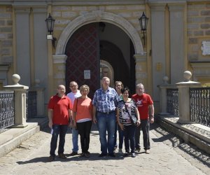 Delegacja pracowników Muzeum Rolnictwa w Ciechanowcu z wizytą na Białorusi na zaproszenie Białoruskiego Państwowego Muzeum Architektury i Życia Codziennego w Mińsku Delegacja pracowników Muzeum Rolnictwa w Ciechanowcu z wizytą na Białorusi na zaproszenie Białoruskiego Państwowego Muzeum Architektury i Życia Codziennego w Mińsku
