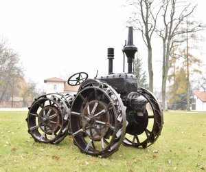 LANZ ACKER-BULLDOG HP 12 KNICKLENKER JUŻ W MUZEUM LANZ ACKER-BULLDOG HP 12 KNICKLENKER JUŻ W MUZEUM