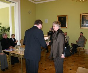 OKLEJANKI ŁOWICKIE I KURPIOWSKIE OKLEJANKI ŁOWICKIE I KURPIOWSKIE