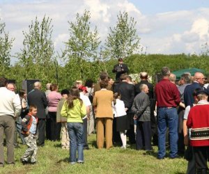 ZIELONE ŚWIĄTKI POD WIATRAKIEM