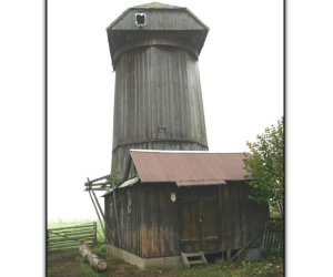 Podsumowanie Konkursu na najlepiej zachowany zabytek wiejskiego budownictwa drewnianego w województwie podlaskim za 2006r. Podsumowanie Konkursu na najlepiej zachowany zabytek wiejskiego budownictwa drewnianego w województwie podlaskim za 2006r.