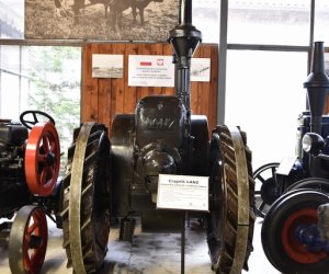 LANZ ACKER-BULLDOG HP 12 KNICKLENKER JUŻ W MUZEUM LANZ ACKER-BULLDOG HP 12 KNICKLENKER JUŻ W MUZEUM