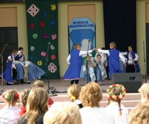 Międzynarodowy Festiwal Folkloru 10-11 sierpień 2007r. Międzynarodowy Festiwal Folkloru 10-11 sierpień 2007r.