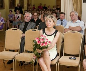 "Z PLENERÓW W MAGICZNYCH ZAKĄTKACH ŚWIATA" WYSTAWA MALARSTWA FRANCISZKA RYSZARDA MAZURKA "Z PLENERÓW W MAGICZNYCH ZAKĄTKACH ŚWIATA" WYSTAWA MALARSTWA FRANCISZKA RYSZARDA MAZURKA