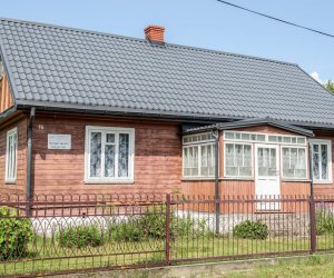 Podsumowanie Konkursu na Najlepiej Zachowany Zabytek Wiejskiego Budownictwa Drewnianego w Województwie Podlaskim w 2013 roku Podsumowanie Konkursu na Najlepiej Zachowany Zabytek Wiejskiego Budownictwa Drewnianego w Województwie Podlaskim w 2013 roku