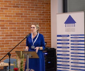 Konferencja naukowa "Standardy konserwatorskie jako kryterium działań w ochronie zabytków prowadzonych przez muzea na wolym powietrzu w Polsce" - 4-5 października 2022 r. Konferencja naukowa "Standardy konserwatorskie jako kryterium działań w ochronie zabytków prowadzonych przez muzea na wolym powietrzu w Polsce" - 4-5 października 2022 r.