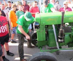 Nasze ciągniki na dożynkach gminnych w Szepietowie Nasze ciągniki na dożynkach gminnych w Szepietowie