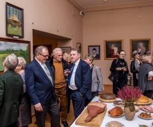 WYSTAWA CZASOWA POD TYTUŁEM "TWÓRCZOŚĆ PLASTYCZNA WOJCIECHA BOGUCKIEGO Z CIECHANOWCA"