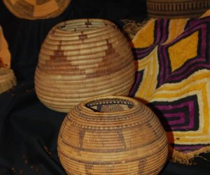 Pamiątki kolonialne "Sztuka czarnego lądu". Pamiątki kolonialne "Sztuka czarnego lądu".